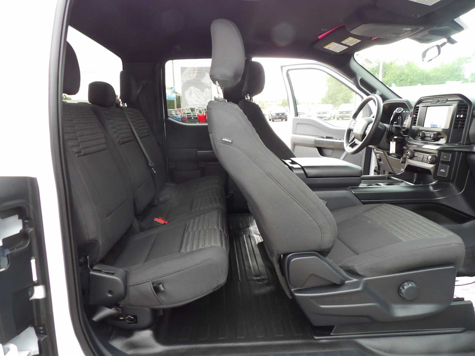 2022 Ford F-150 XL photo 14