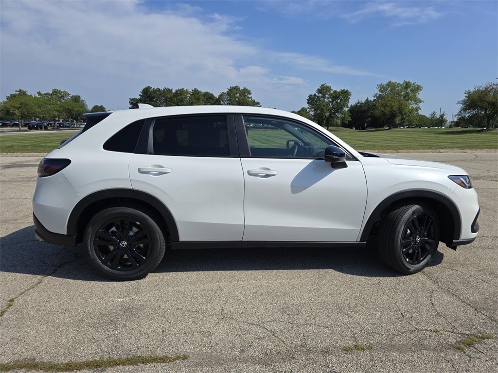 2026 Honda HR-V Sport photo 14