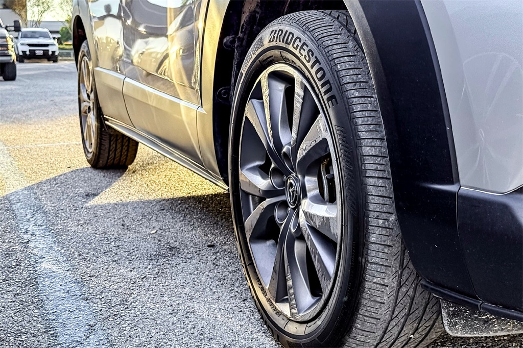 2024 Mazda CX-30 2.5 S Premium photo 4