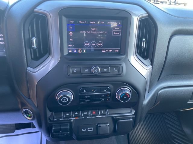 2023 Chevrolet Silverado 1500 Custom photo 12