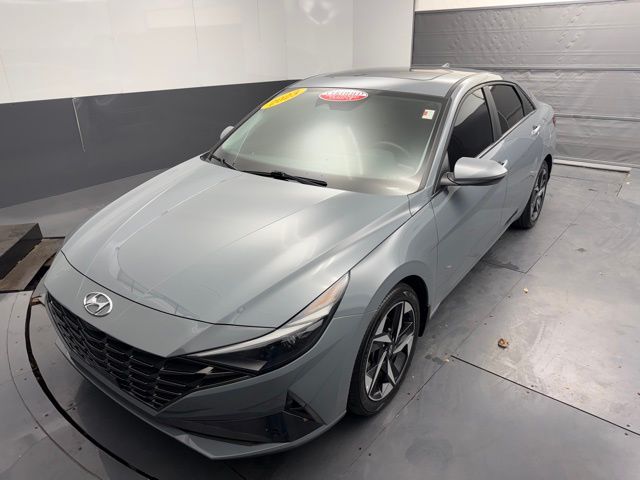 2023 Hyundai Elantra Limited photo 3