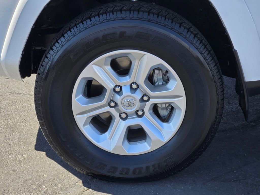 2024 Toyota 4Runner SR5 photo 9