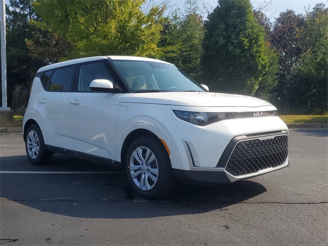 2025 Kia Soul LX S photo 3