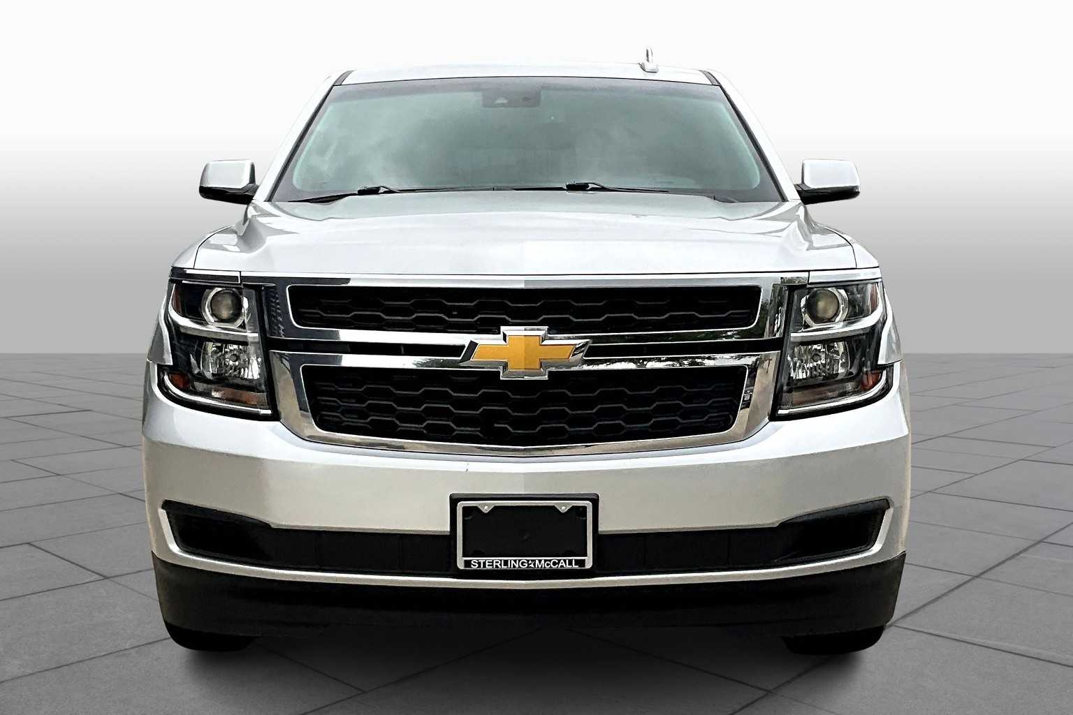 2018 Chevrolet Tahoe LT photo 3