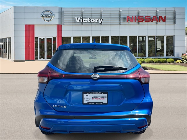2025 Nissan Kicks Play S photo 4