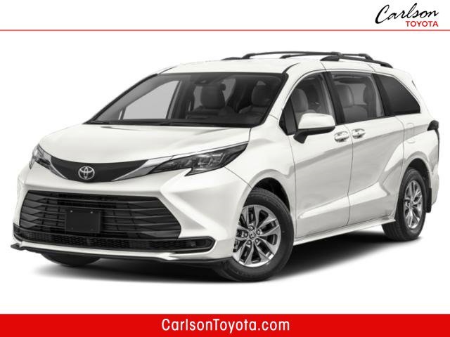 2026 Toyota Sienna LE's photo