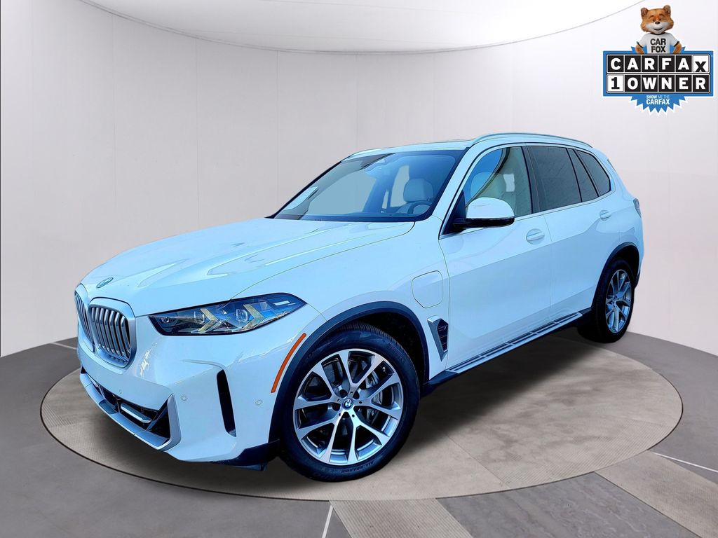 2024 BMW X5 M50i's photo