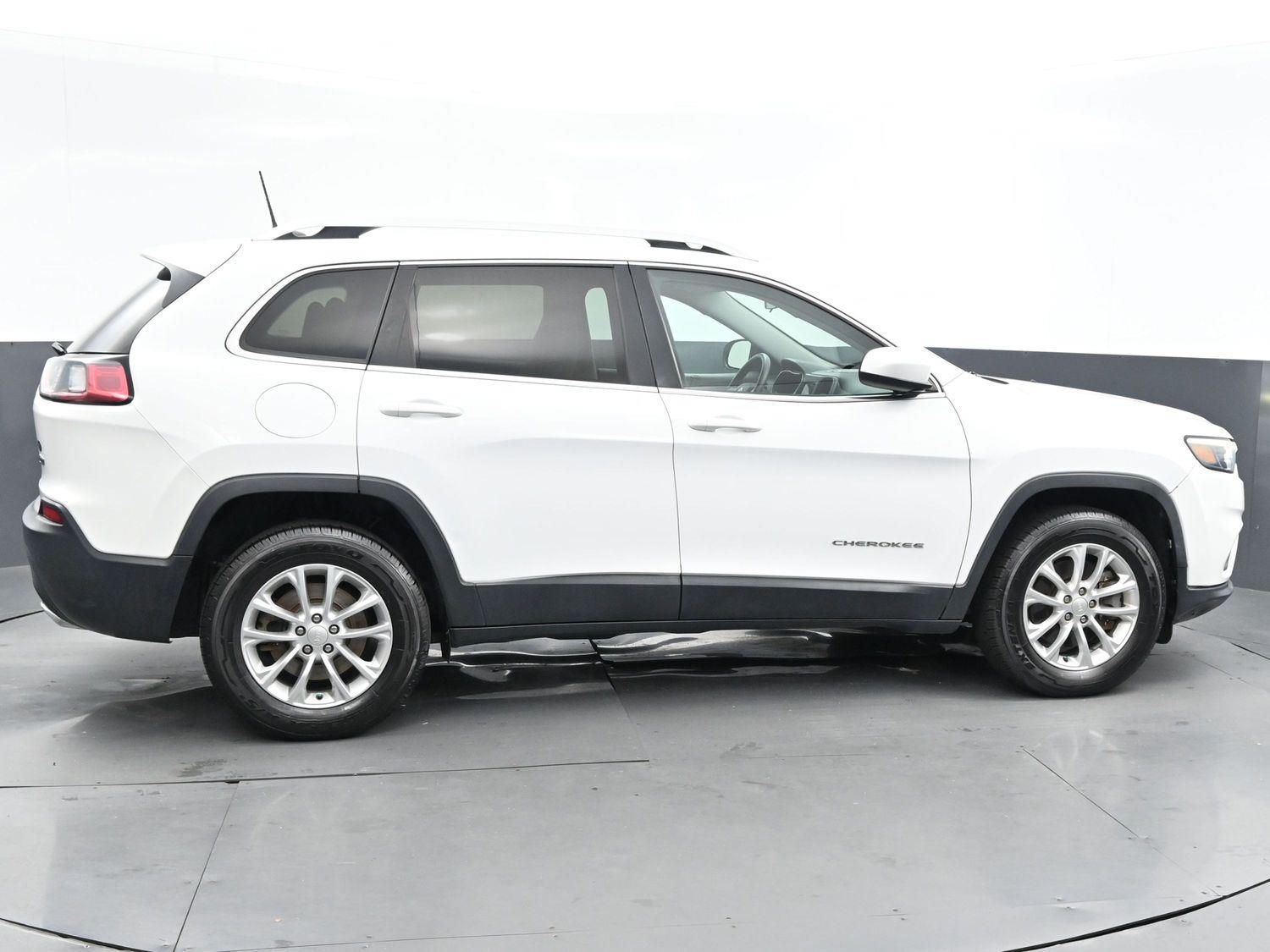 2019 Jeep Cherokee Latitude photo 8