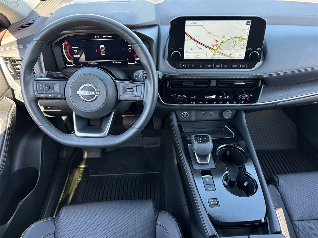 2023 Nissan Rogue Platinum photo 3