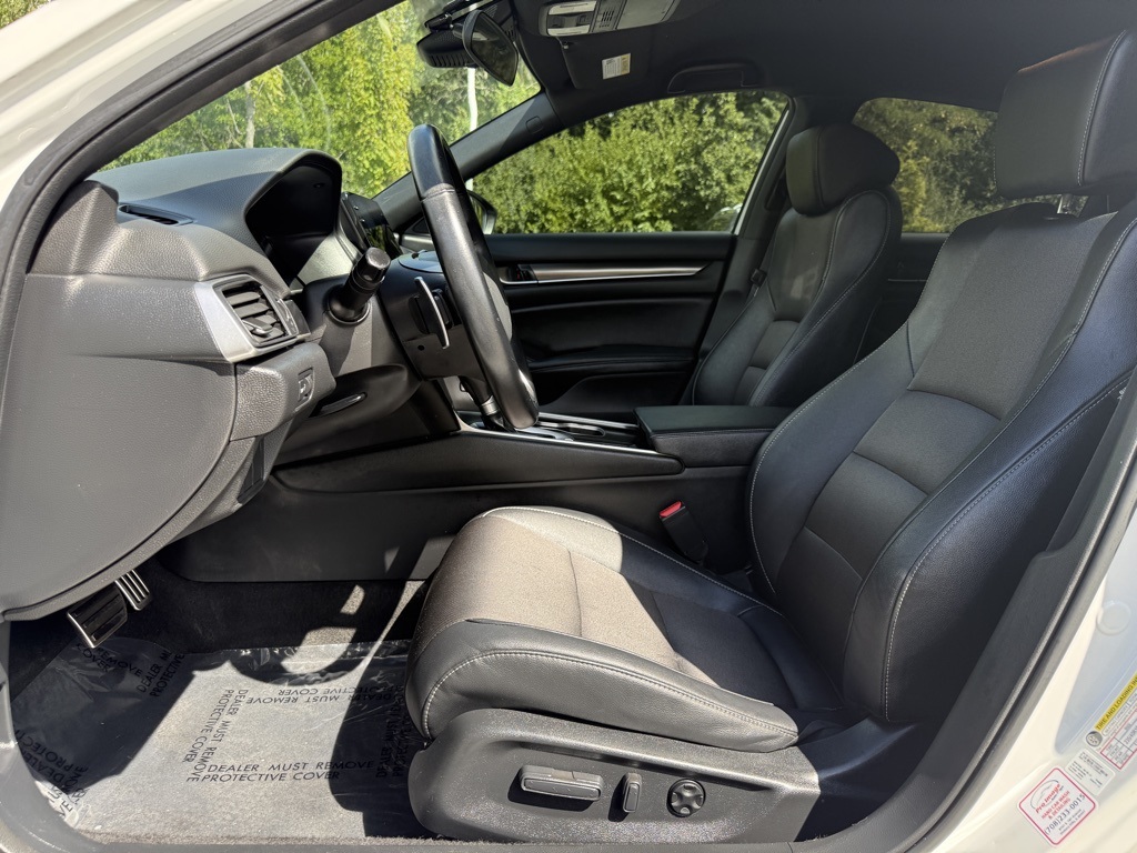 2019 Honda Accord Sport 1.5T photo 16