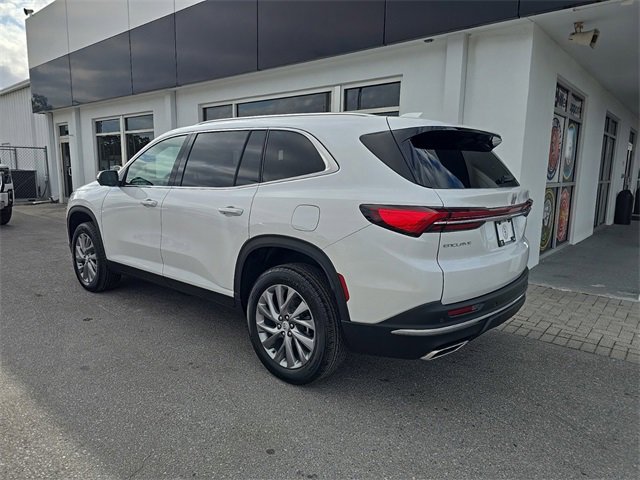 2025 Buick Enclave Preferred photo 3