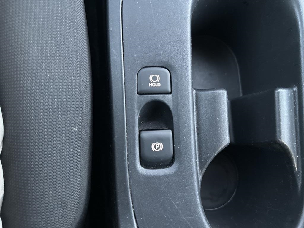 2023 Toyota Corolla LE photo 18