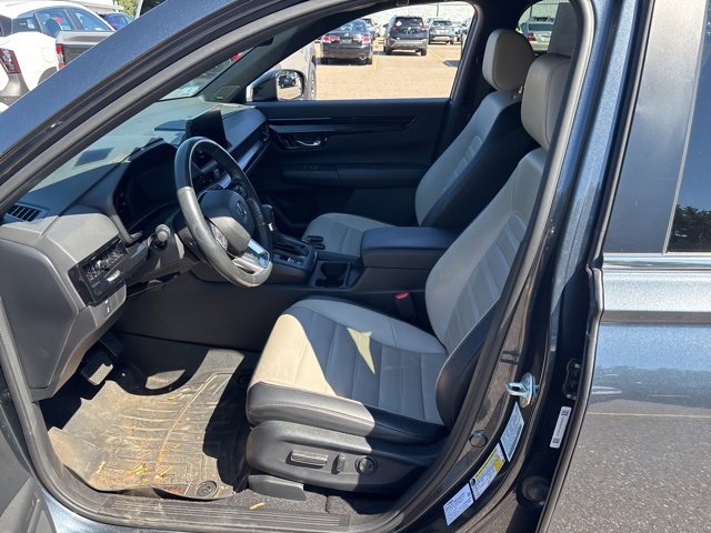 2023 Honda CR-V Hybrid Sport Touring photo 5