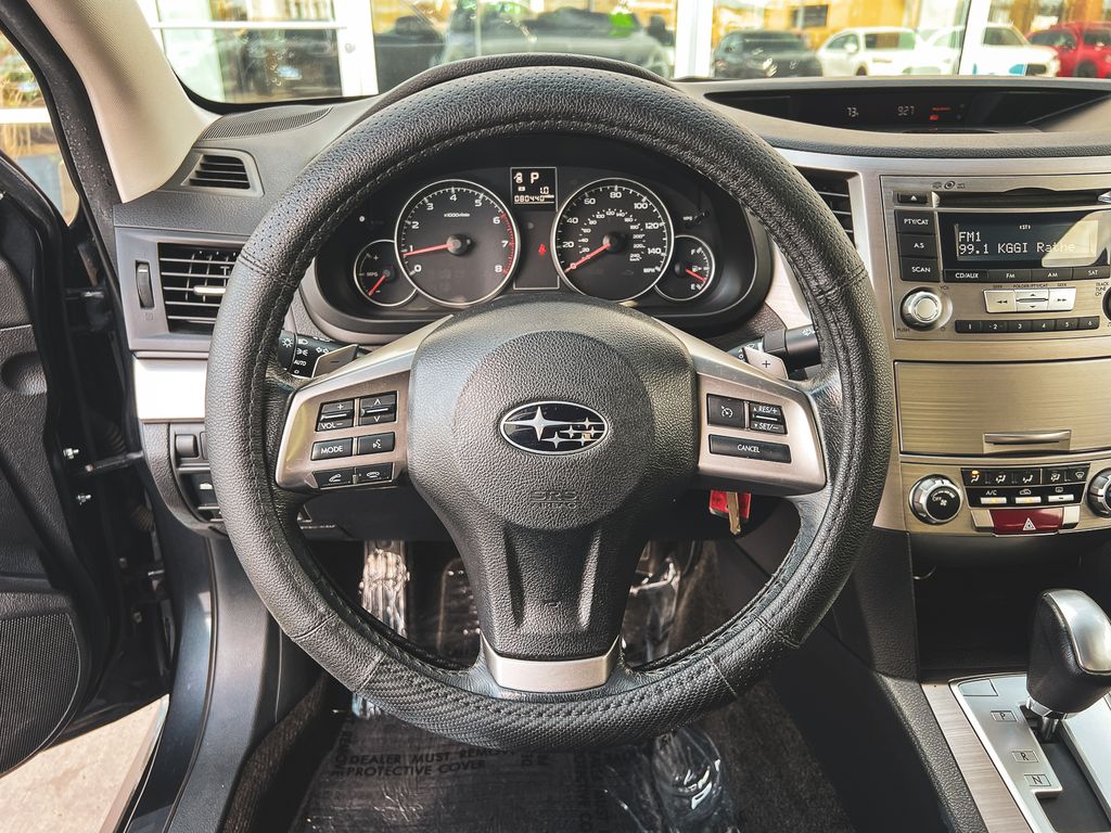 2013 Subaru Legacy 2.5i Premium photo 18