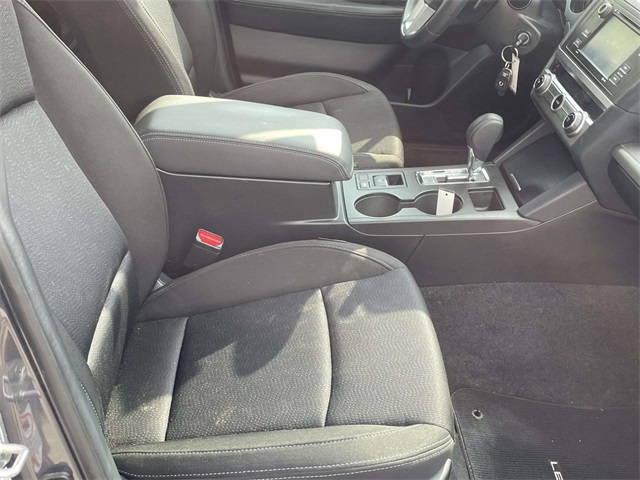 2015 Subaru Legacy 2.5i photo 17
