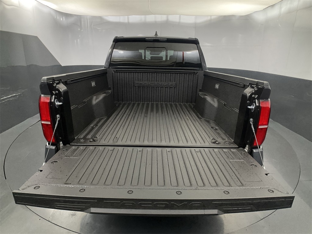 2025 Toyota Tacoma SR5 photo 29