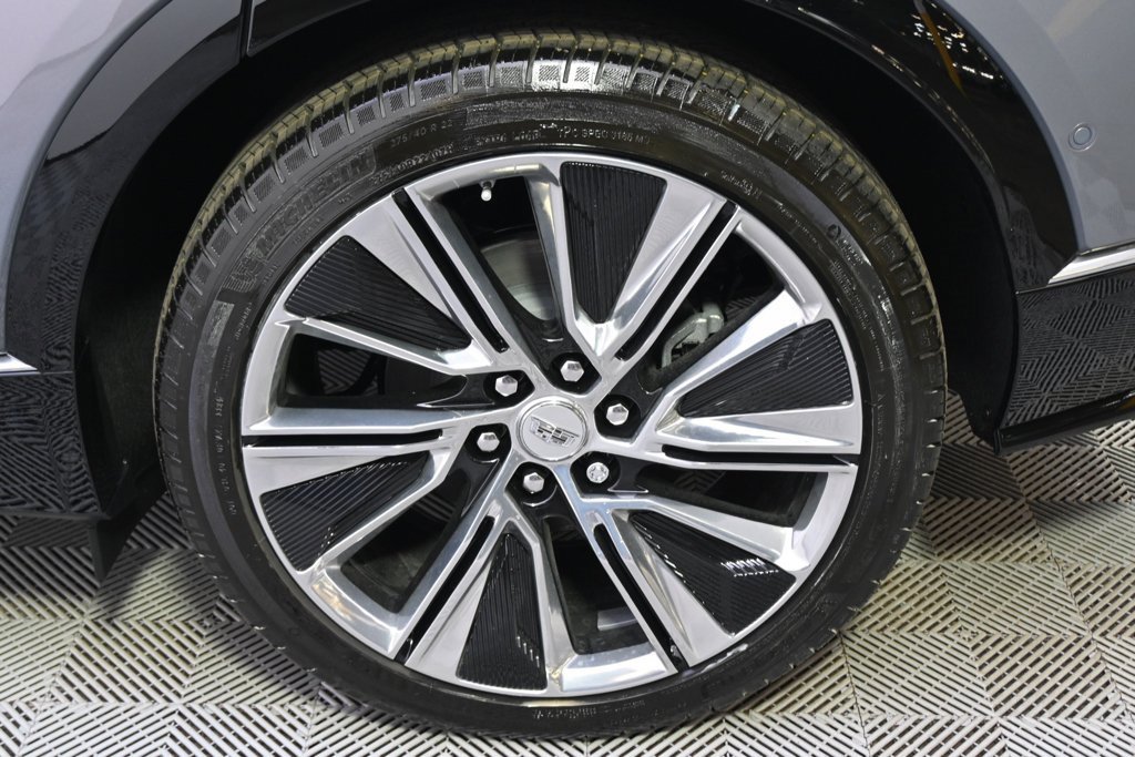 2025 Cadillac Lyriq Luxury photo 20