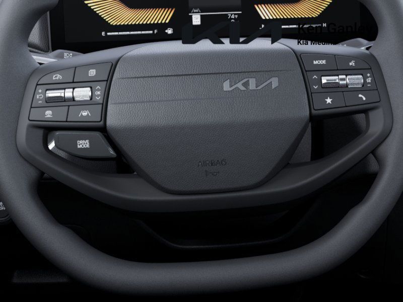 2025 Kia K4 LXS photo 22