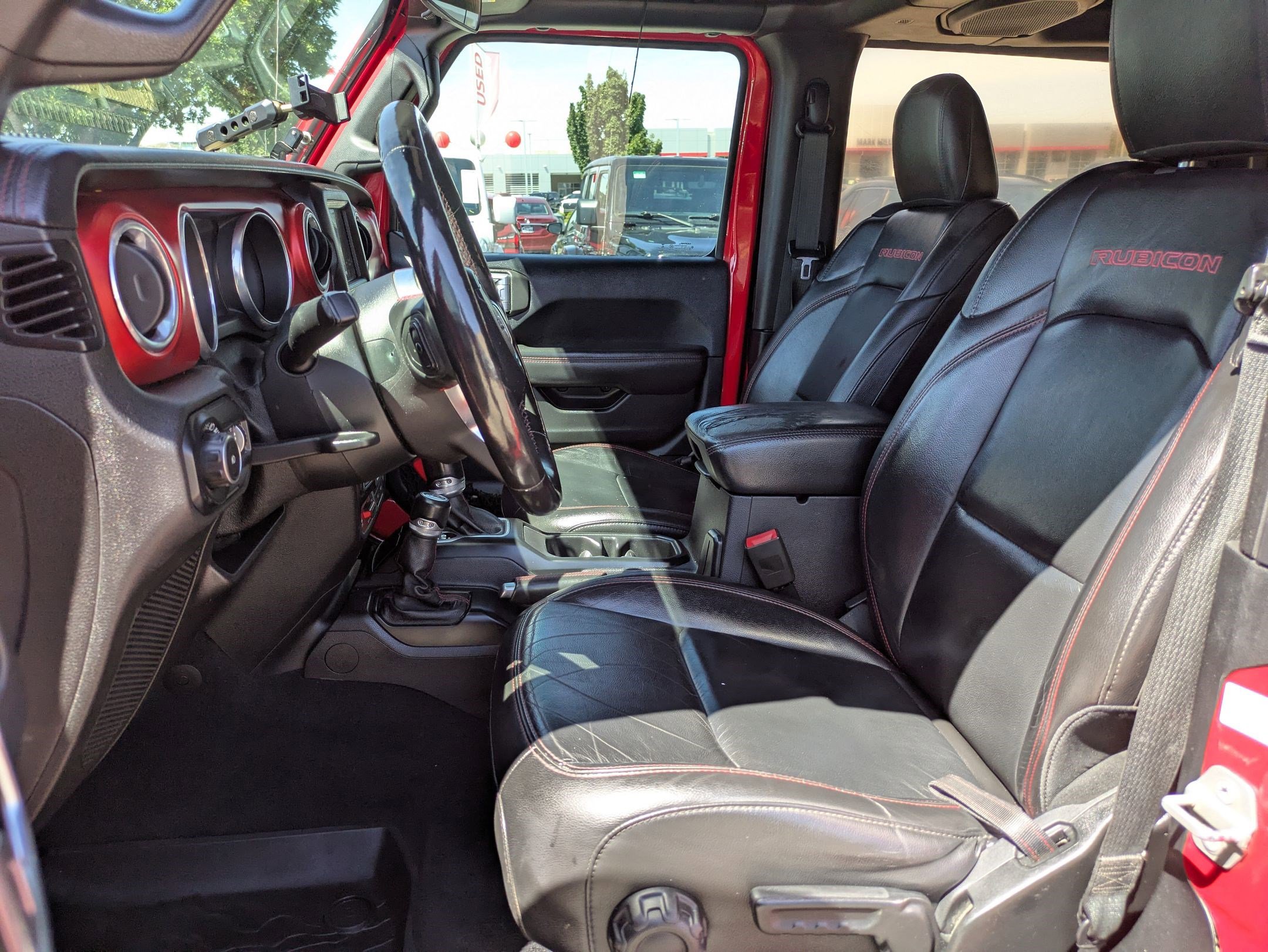 2018 Jeep Wrangler Rubicon photo 21