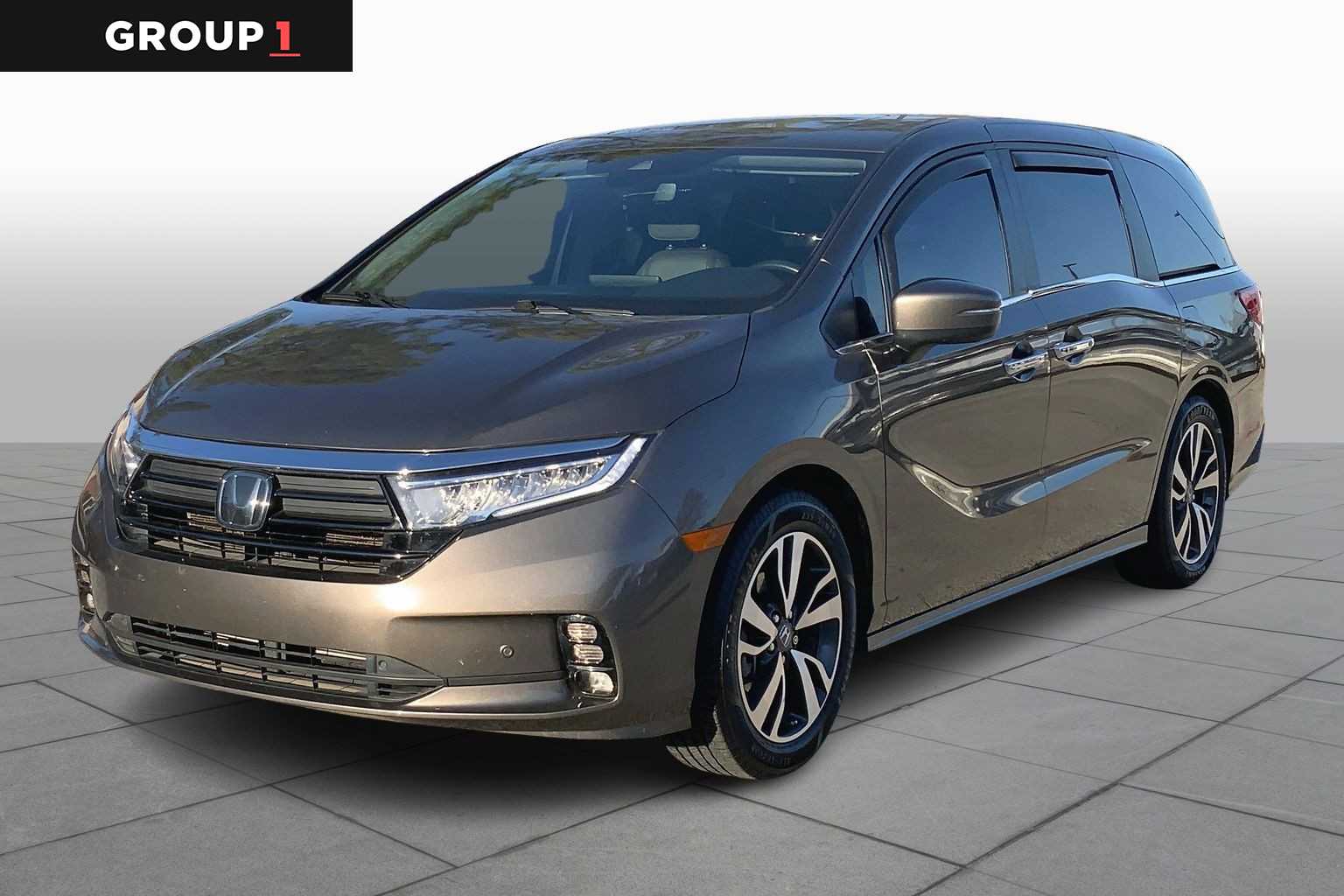 2023 Honda Odyssey Touring's photo