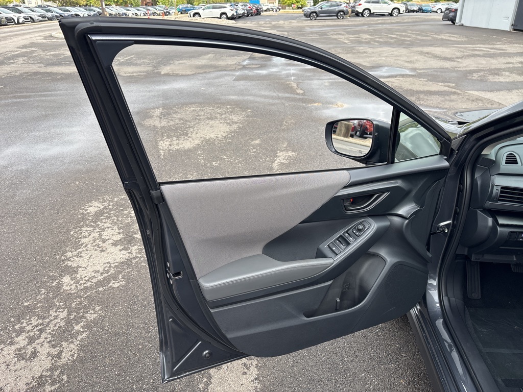 2025 Subaru Crosstrek Premium photo 19