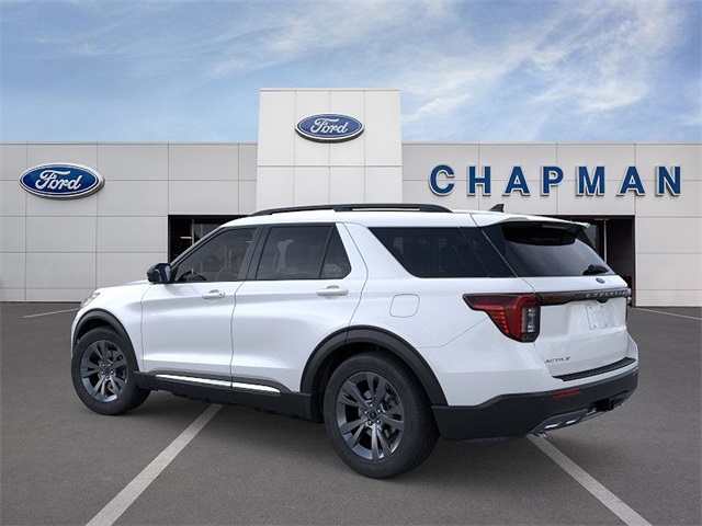2025 Ford Explorer photo 3
