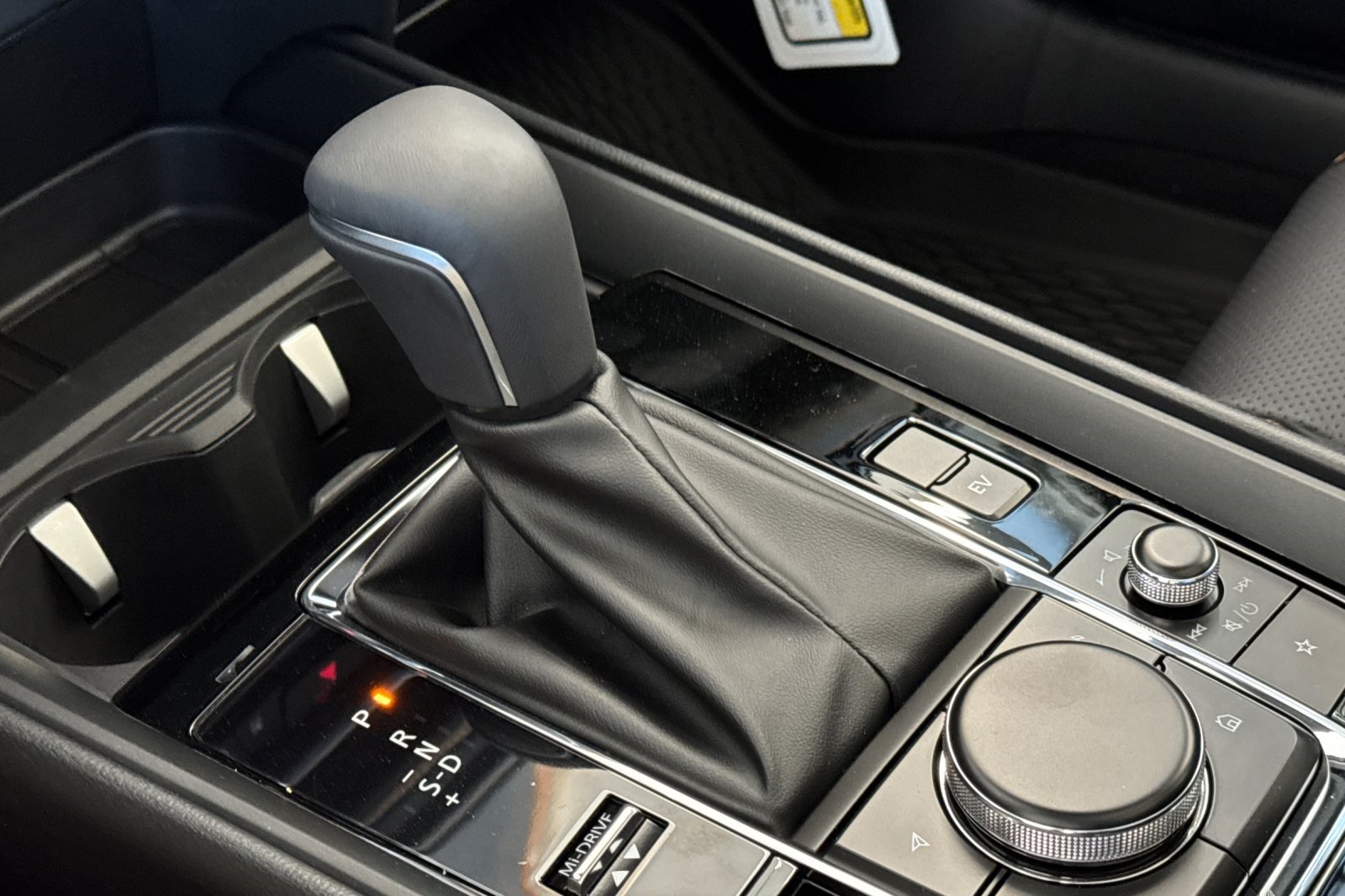 2025 Mazda CX-50 Premium Plus photo 18