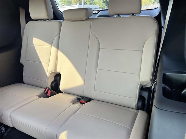 2026 Buick Enclave Preferred photo 10