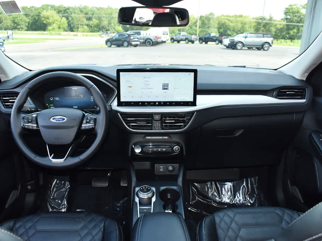 2023 Ford Escape Platinum photo 4