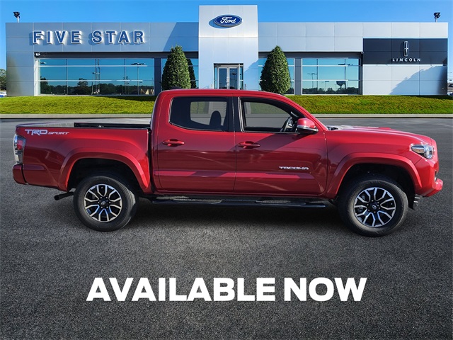 2023 Toyota Tacoma TRD Sport V6 photo 9