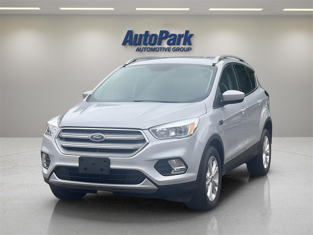 2019 Ford Escape SE photo 3