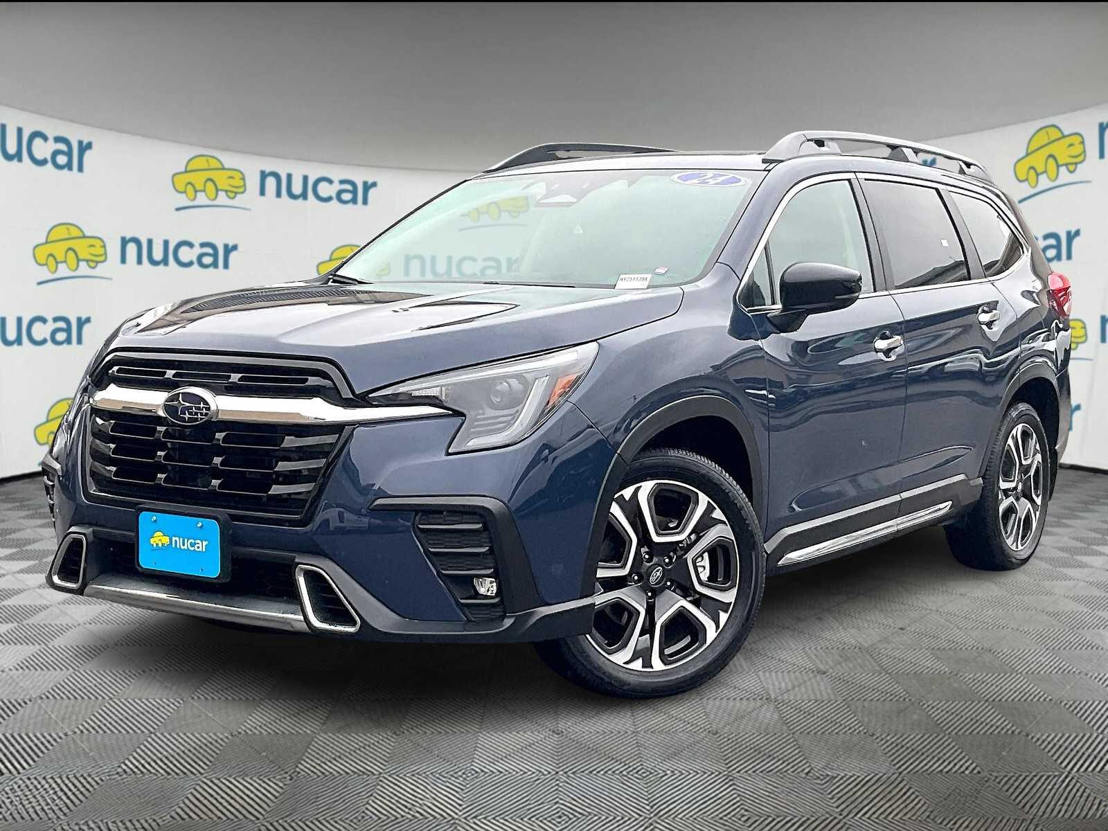 2024 Subaru Ascent Touring photo 3