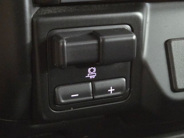 2021 Chevrolet Silverado 1500 RST photo 29
