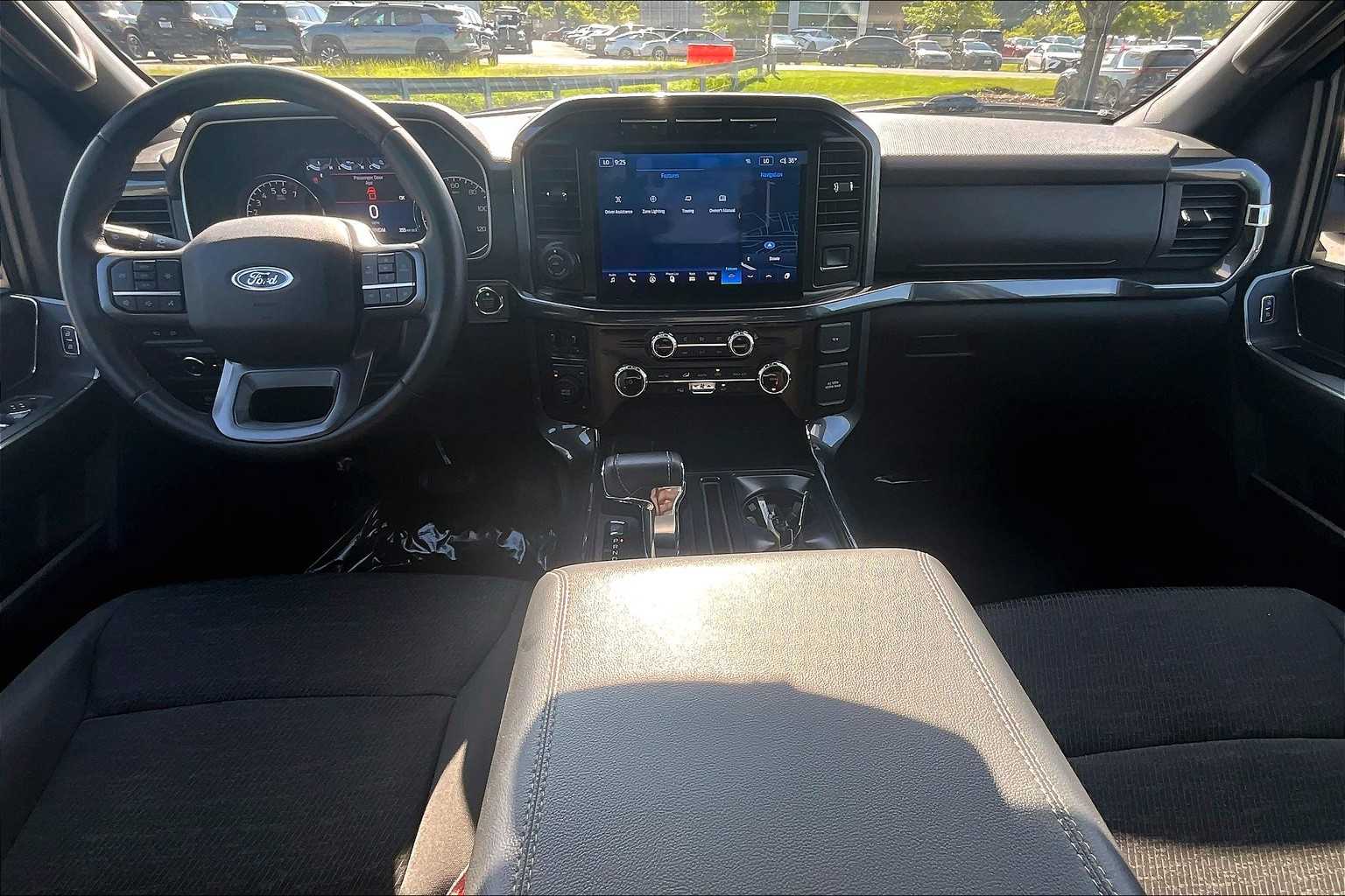 2023 Ford F-150 XLT photo 13