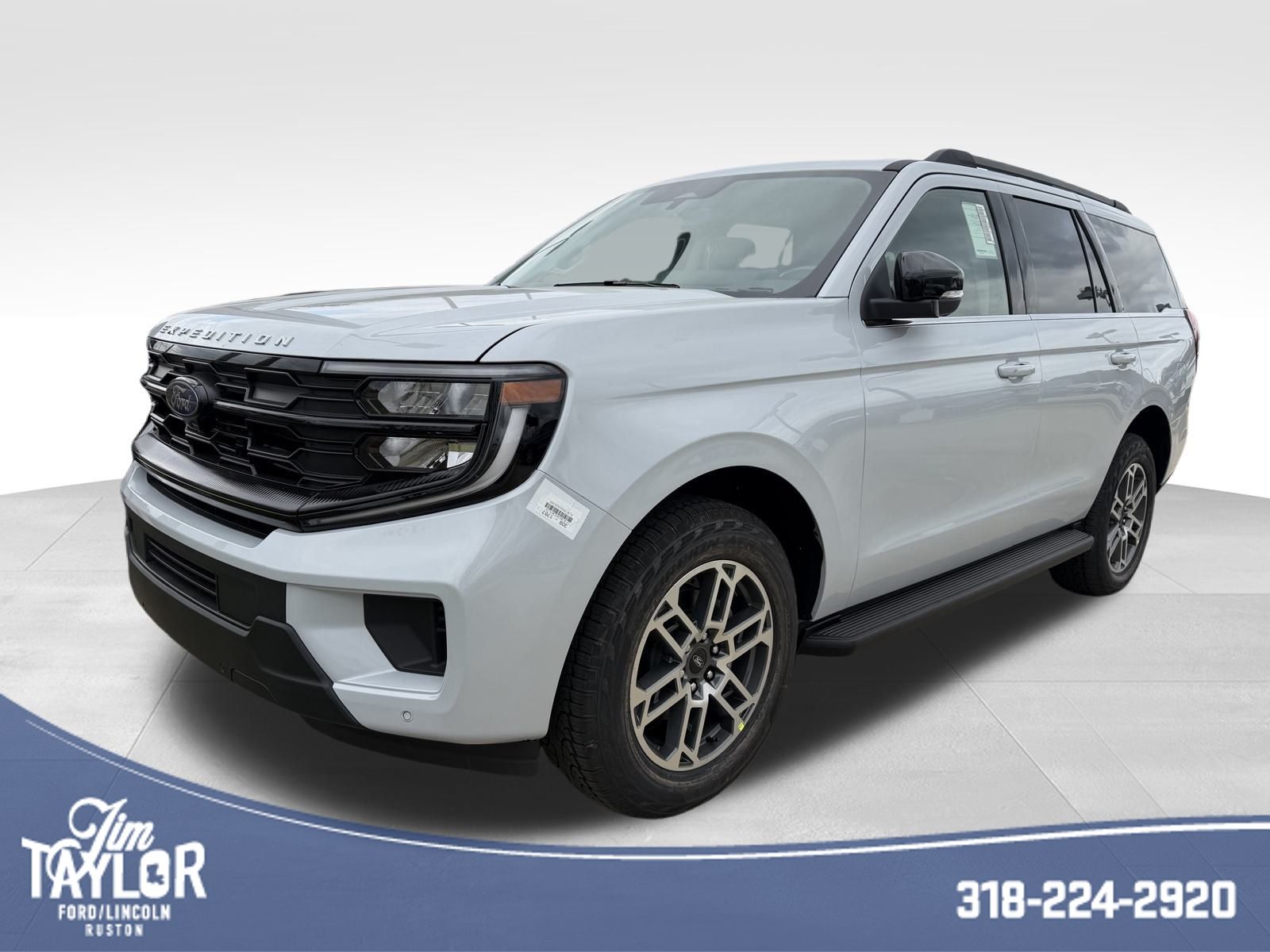 2025 Ford Expedition Active's photo