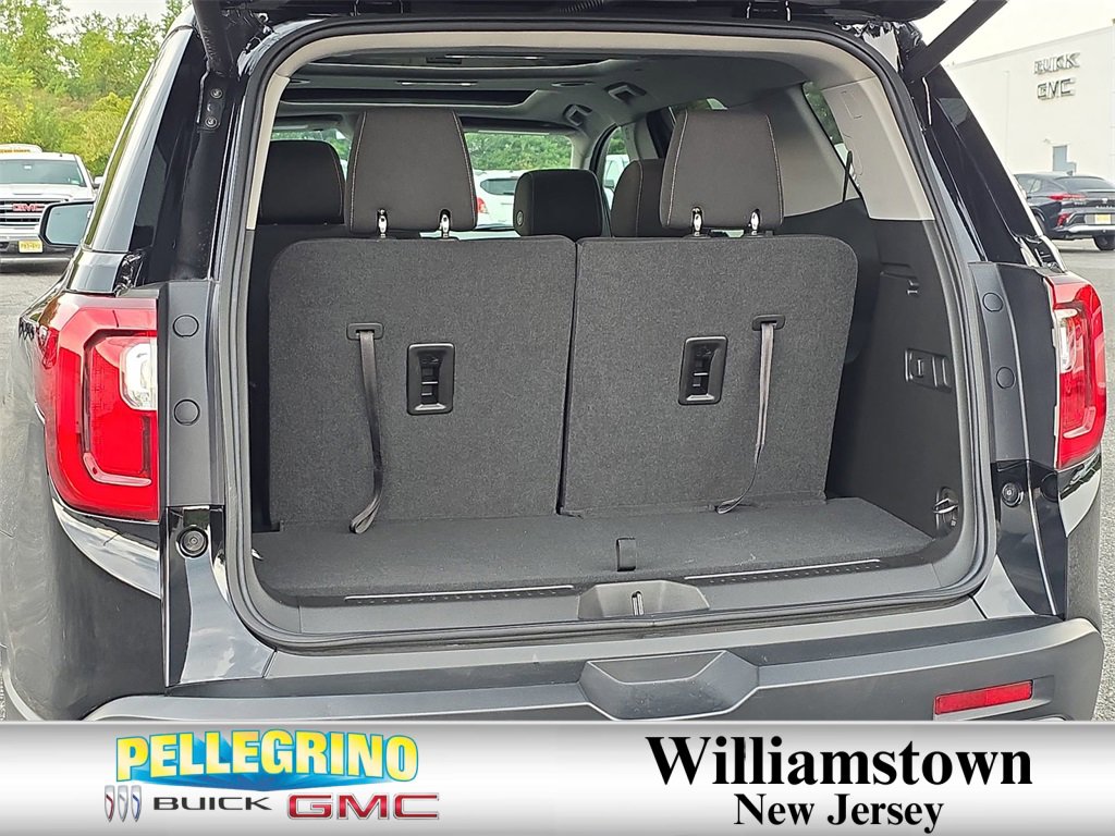 2023 Gmc Acadia SLE photo 2