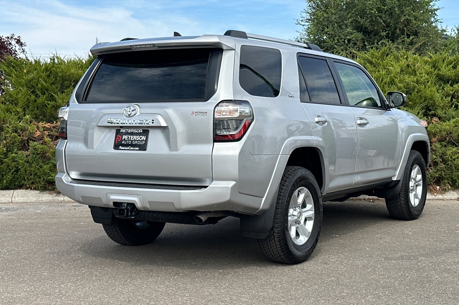 2024 Toyota 4Runner SR5 photo 4