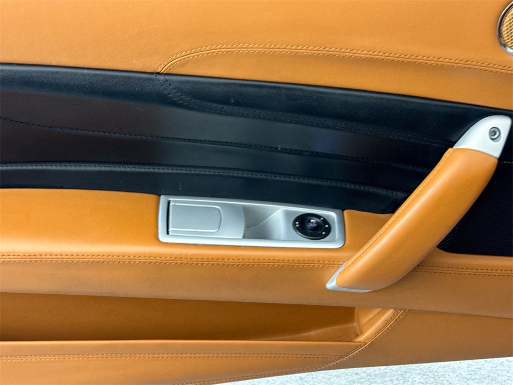2015 Ferrari FF Base photo 17