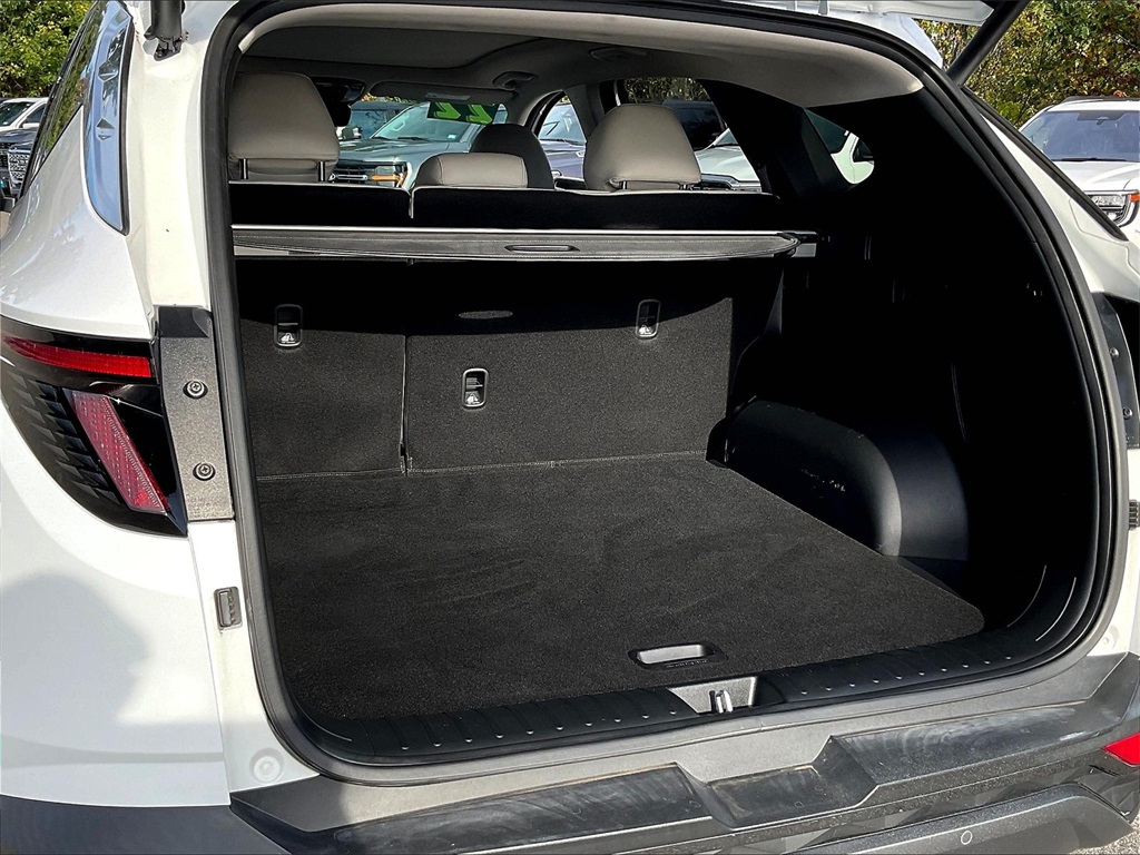 2022 Hyundai Tucson Limited photo 32