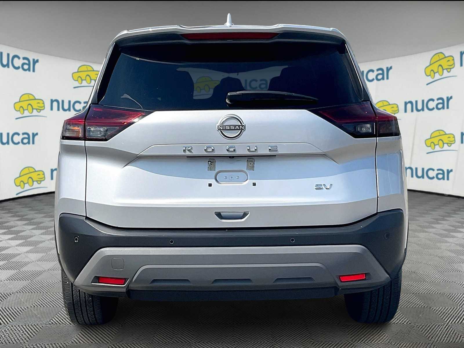 2023 Nissan Rogue SV photo 2