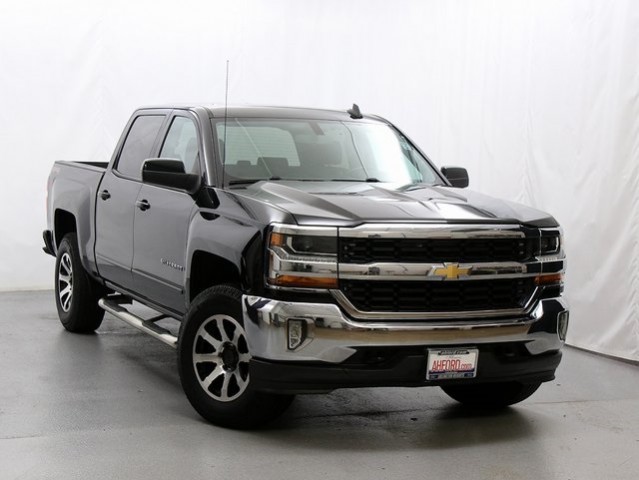 2017 Chevrolet Silverado 1500 LT's photo