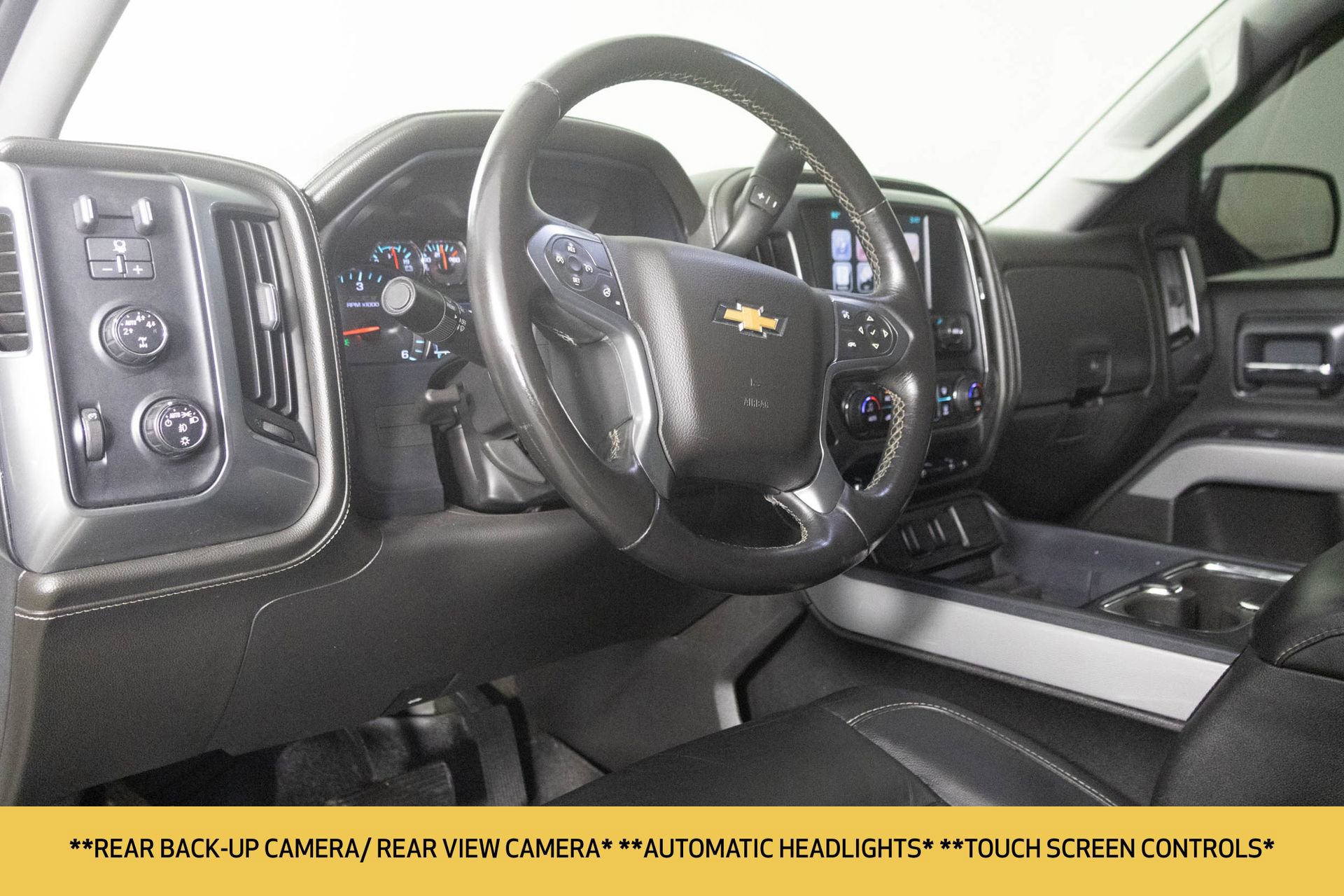 2015 Chevrolet Silverado 1500 LTZ photo 3