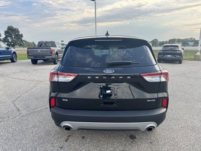 2022 Ford Escape SE photo 6