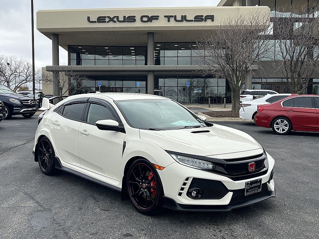 2019 Honda Civic Hatchback Type-R's photo