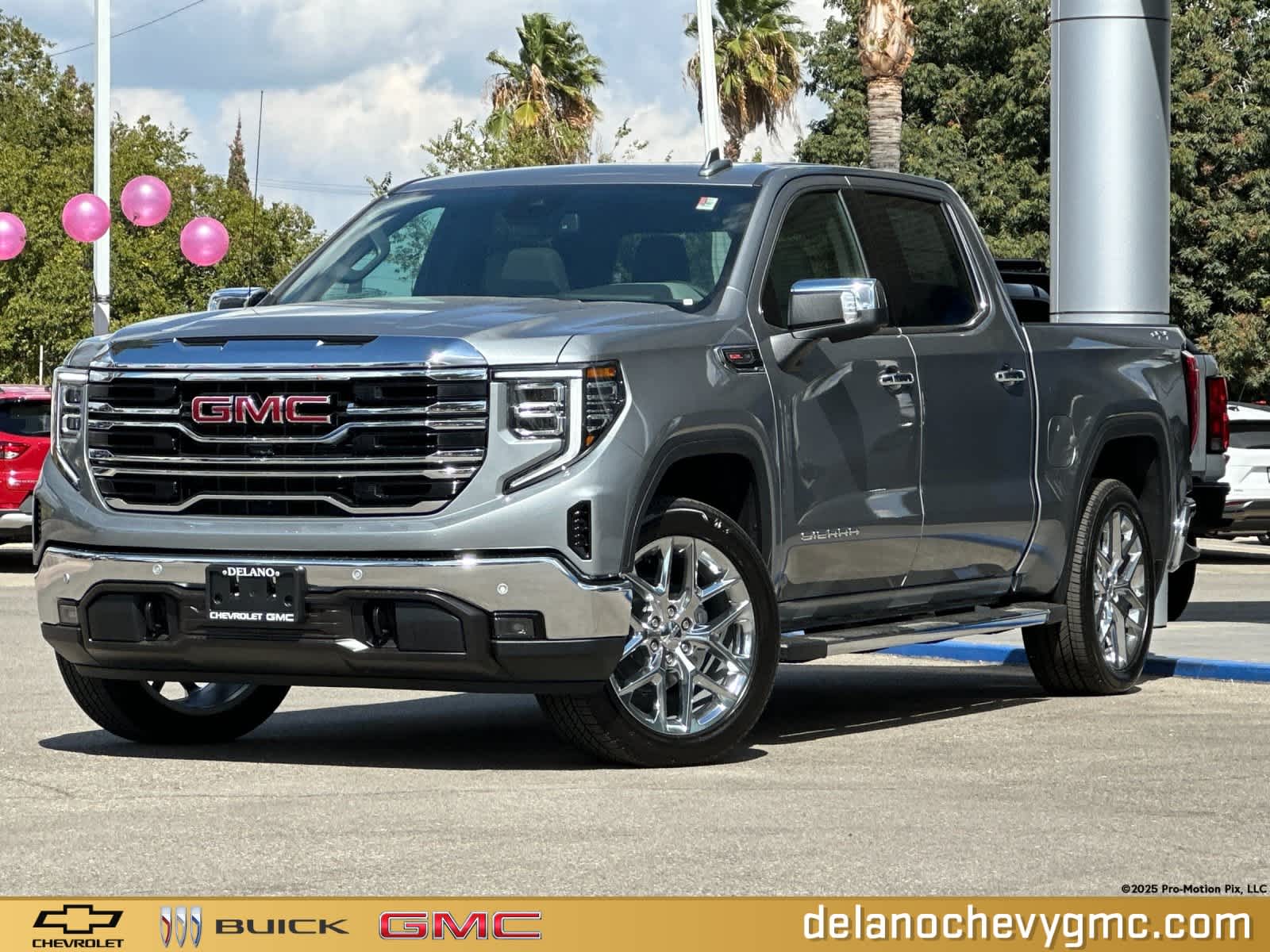 2026 GMC Sierra 1500 SLT's photo