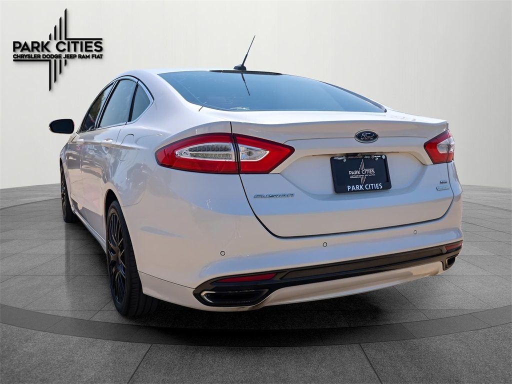 2015 Ford Fusion SE photo 5