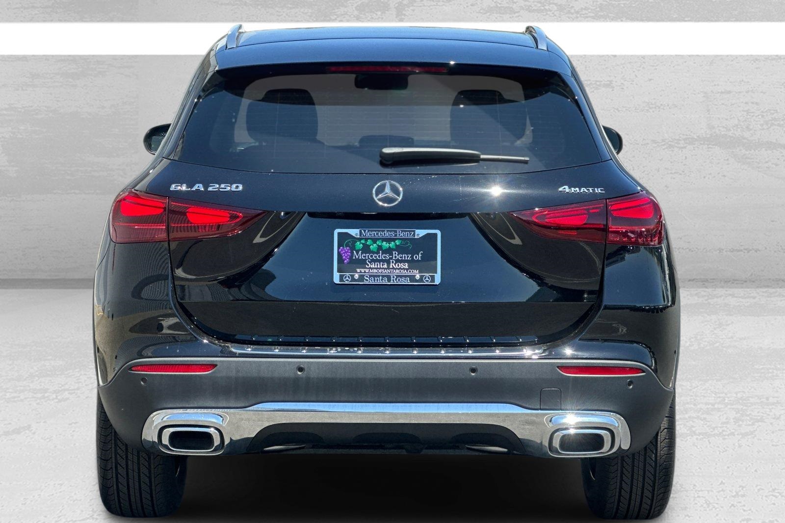 2025 Mercedes Benz GLA 250 4MATIC photo 2