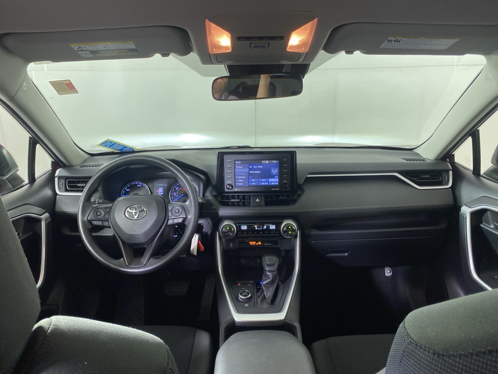 2020 Toyota RAV4 Hybrid LE photo 22