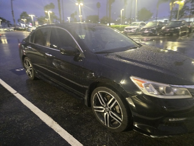 2017 Honda Accord Sport photo 3