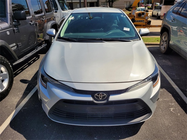 2024 Toyota Corolla LE photo 2